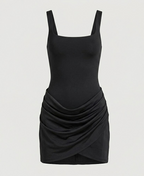 Vestido elegante con dobladillo